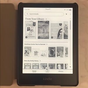 Amazon Kindle
Paperwhite 6.8" 16GB e-Reader